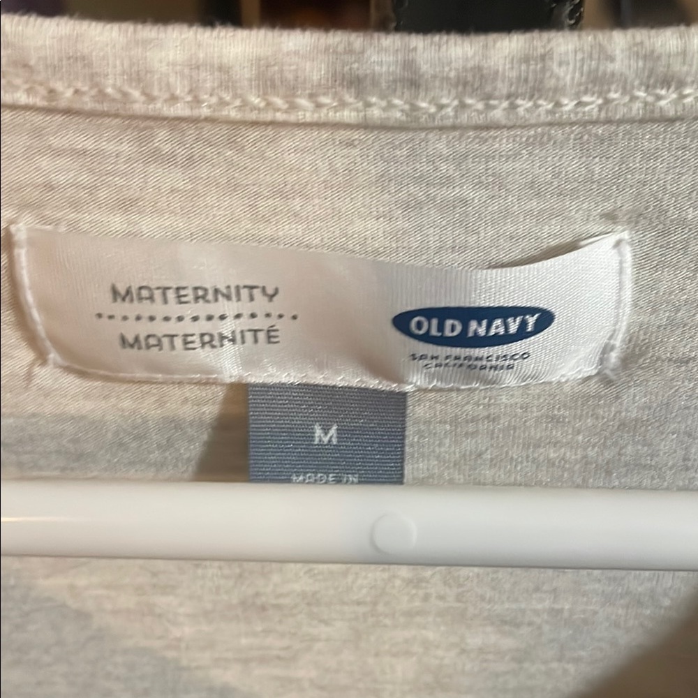 Old Navy Maternity Light Cream Short Sleeve Top - Picture 2 of 7